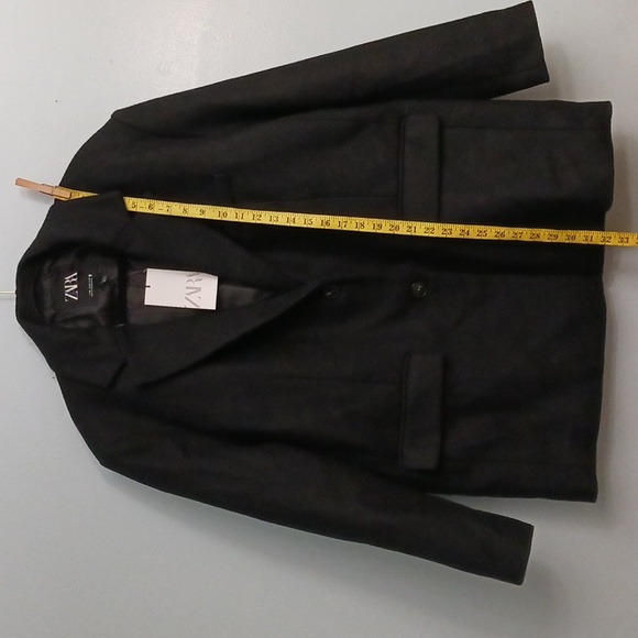 Zara size XLarge women's black wool blend coat. - Picture 16 of 17